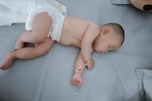 郓城五个月宝宝体重